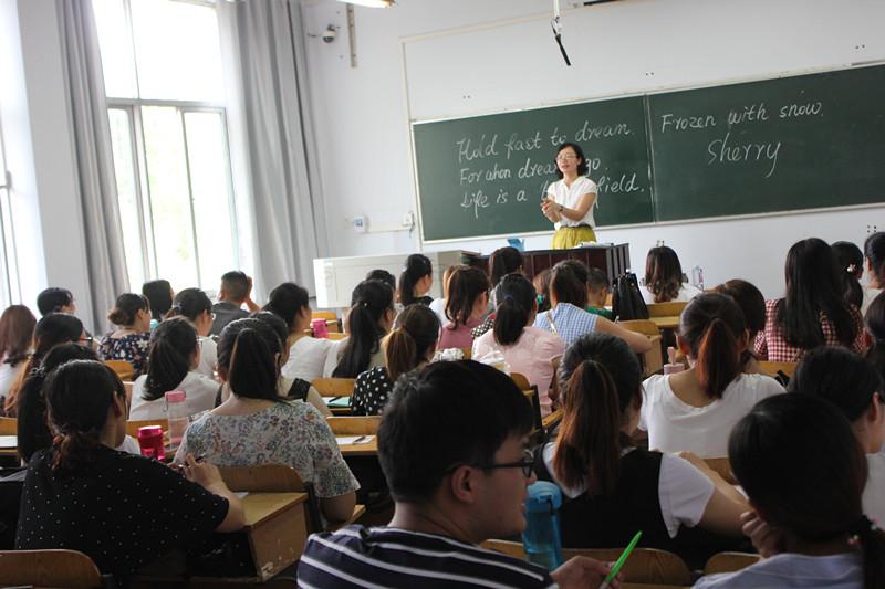 高校成人教育培训，助力终身学习与个人发展之路