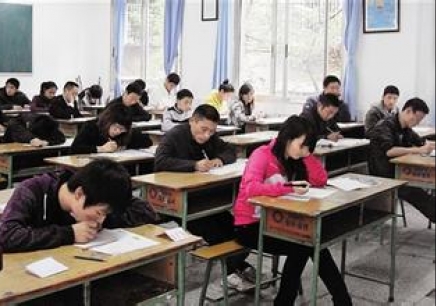 成人教育培训学校申办，探索新机遇之路